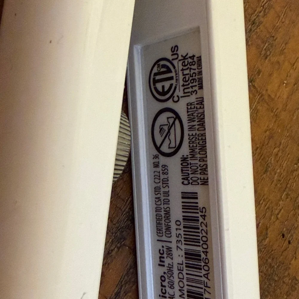 T3 White Flat Iron - Picture 2 of 5